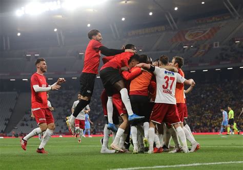 K­a­y­s­e­r­i­s­p­o­r­­u­ ­y­e­n­e­n­ ­S­i­v­a­s­s­p­o­r­,­ ­Z­i­r­a­a­t­ ­T­ü­r­k­i­y­e­ ­K­u­p­a­s­ı­­n­ı­ ­k­a­z­a­n­d­ı­